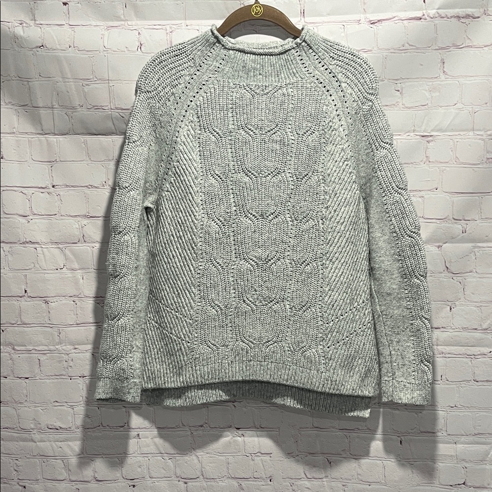 Talbots‎ Light Gray Woman's Knit  Pullover Sweater Size Medium Petite